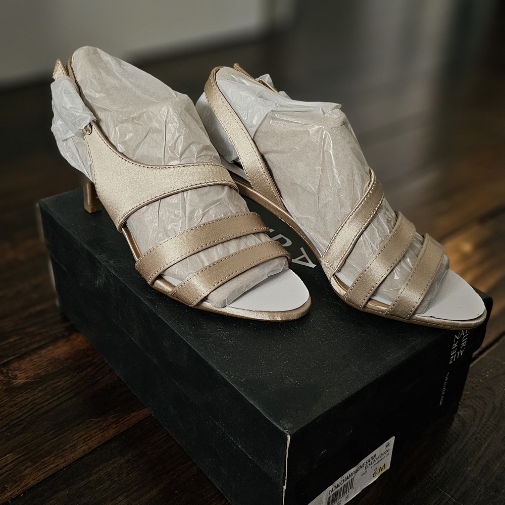 NWT Taimi Naturalizer Beige Strappy Heels Size 6